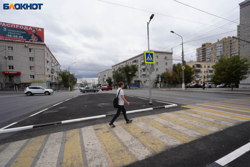 Жизнь в 2 минутах от центра Волгограда превратилась в ад на Новороссийской