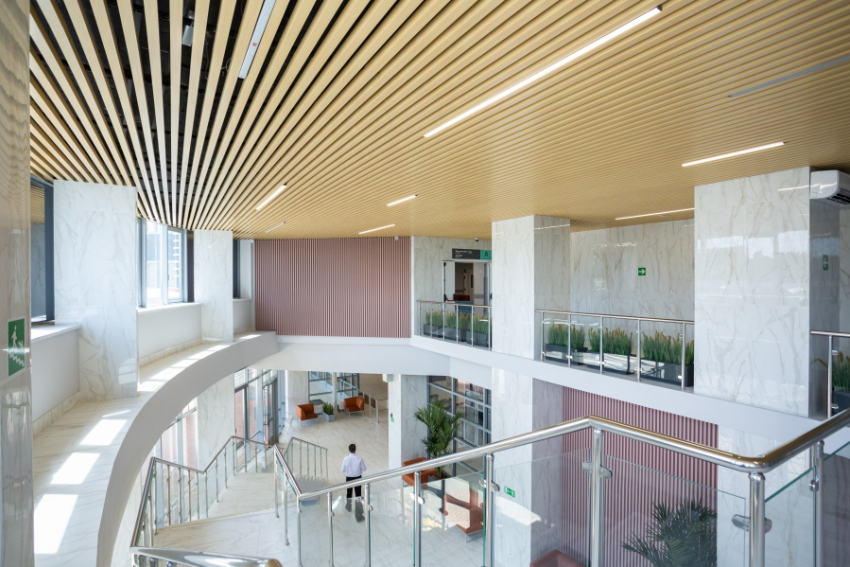 В Волгограде в уникальной для ЮФО операционной спасли более 300 человек