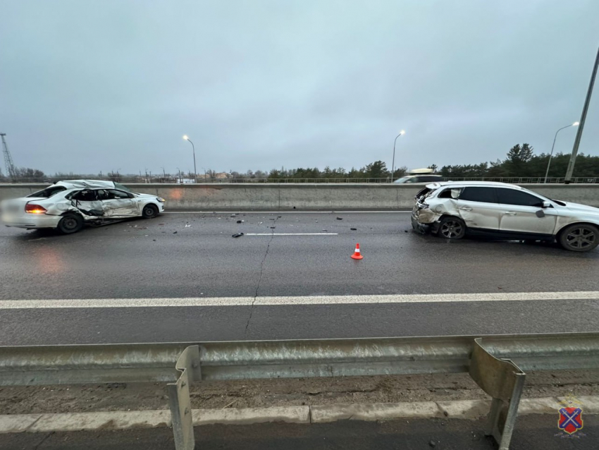 Мужчина погиб в страшном ДТП под Волгоградом 