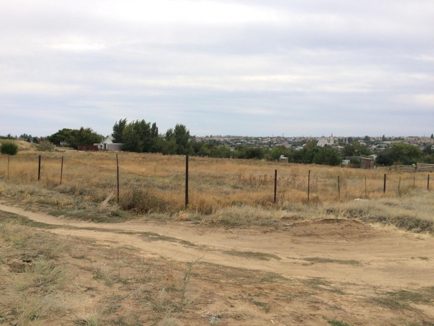 В Городищенском районе глава поселения раздал 5,5 га земли на 15 млн рублей