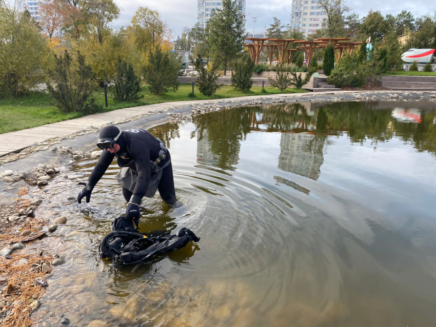 Неожиданную находку сделал водолаз в пруду ЦПКиО в Волгограде