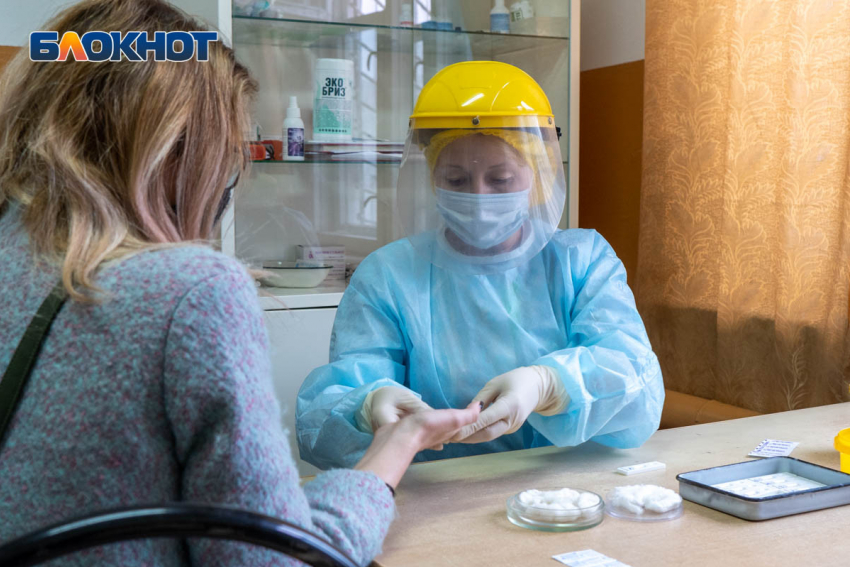 В Волгограде открылся первый пункт вакцинации от COVID-19 для иностранцев