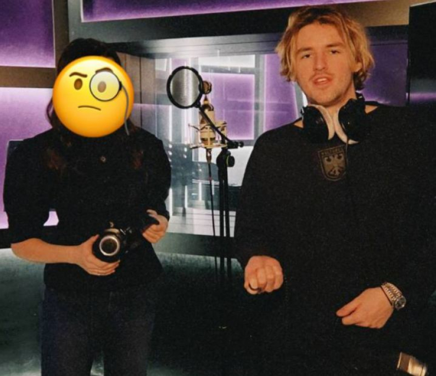 Сын Ирины Дубцовой анонсировал дуэт с загадочной брюнеткой