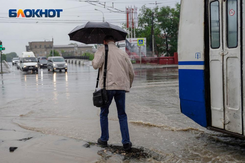 На Волгоградскую область обрушатся ливни и грозы