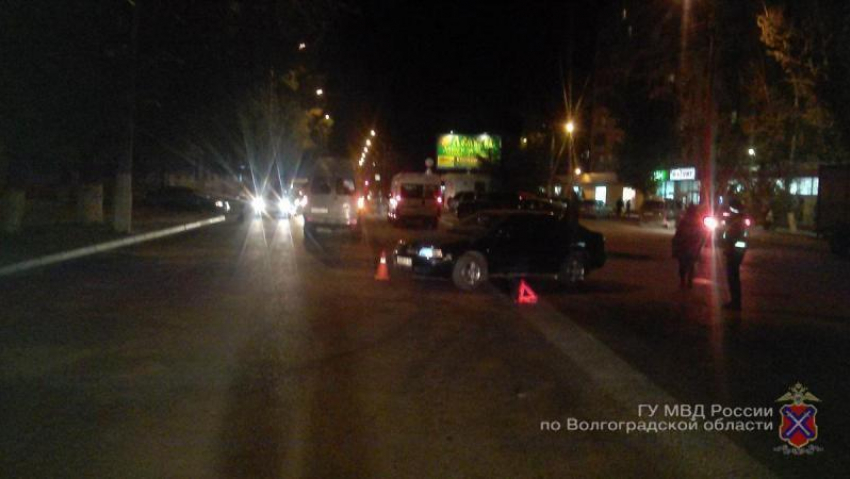 В Волгограде автоледи на Skoda протаранила маршрутку: пострадала пассажирка «Газели»