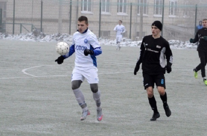 ﻿Восемь молодых футболистов получили шанс попасть в «Ротор-Волгоград"