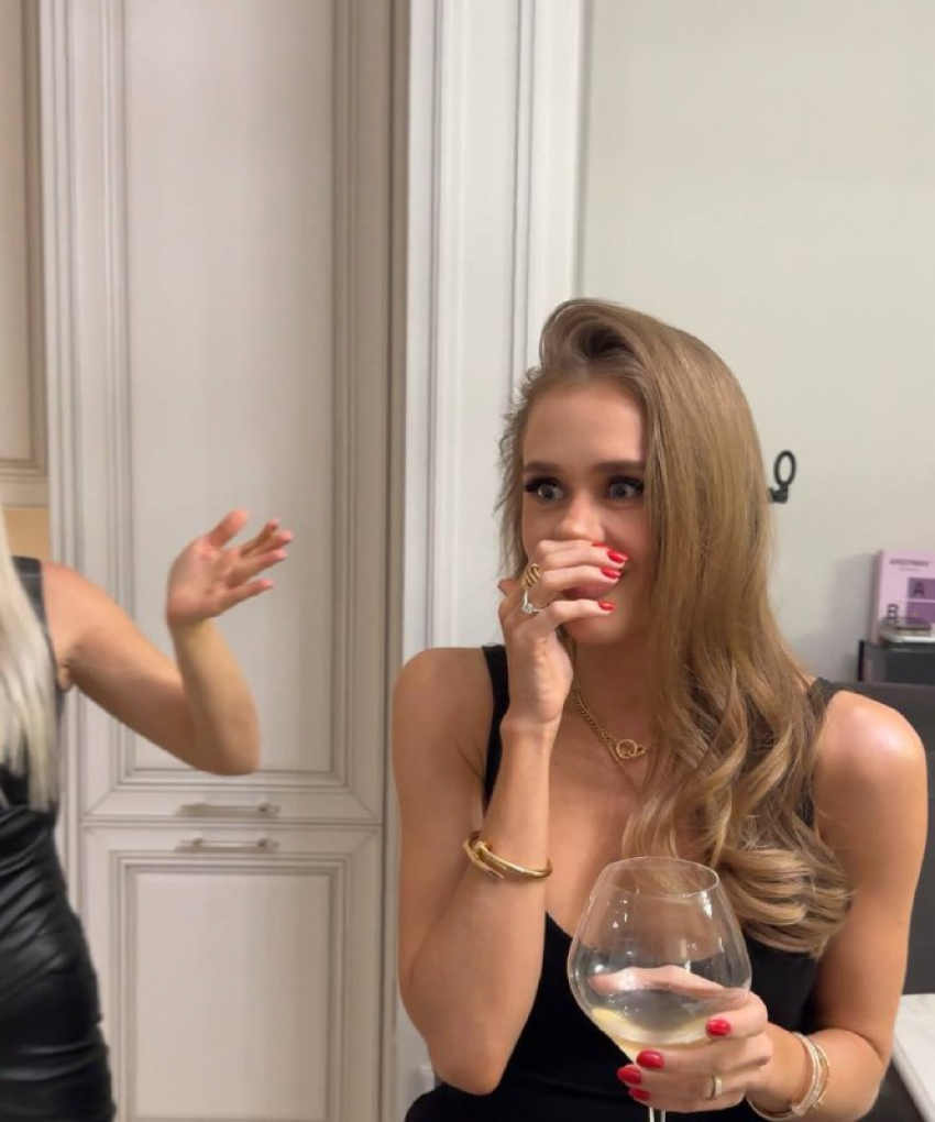 Бизнес-леди из Волгограда показала необычный подарок от мужа 