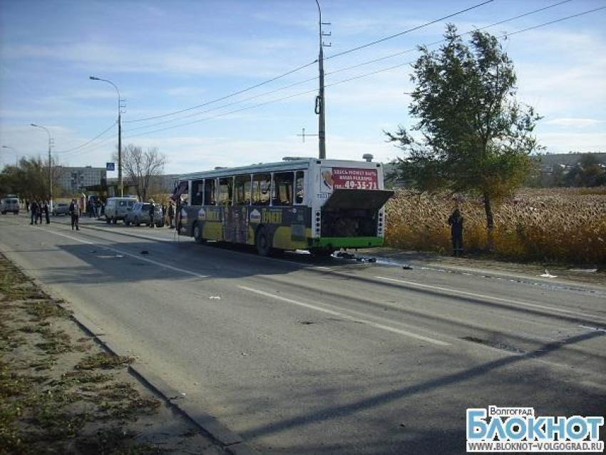 В Волгограде вспомнили жертв, погибших в автобусе №29