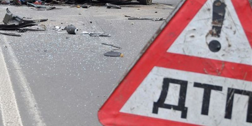 Под Волгоградом в ДТП погиб водитель Renault