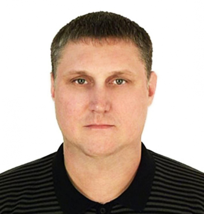 В Волгограде простились с начальником отдела ЖКХ Дзержинского района Михаилом Ракшиным