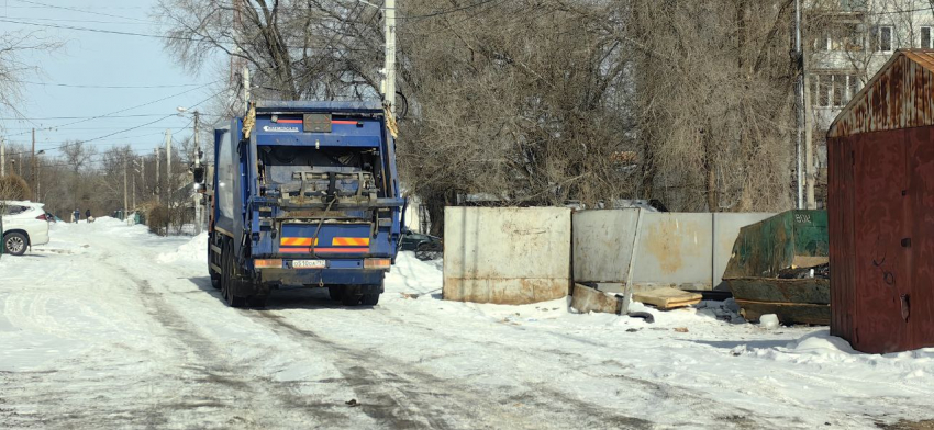 Регоператора заподозрили в имитации вывоза мусора в Волгограде