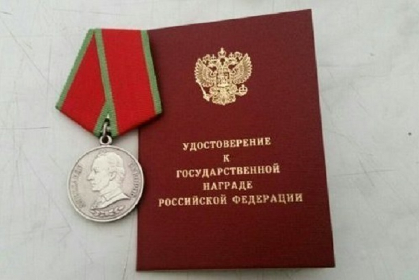 Участник Второй чеченской войны из Волгограда спустя 16 лет получил медаль за мужество