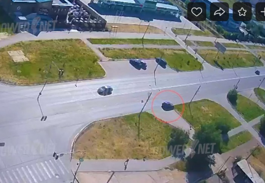 Подробности смерти водителя за рулем в Волжском, которая попала на камеры