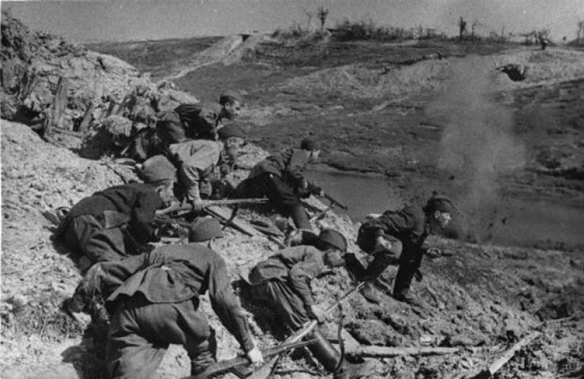 14 сентября 1942 года – в Сталинграде начались бои за Мамаев курган  
