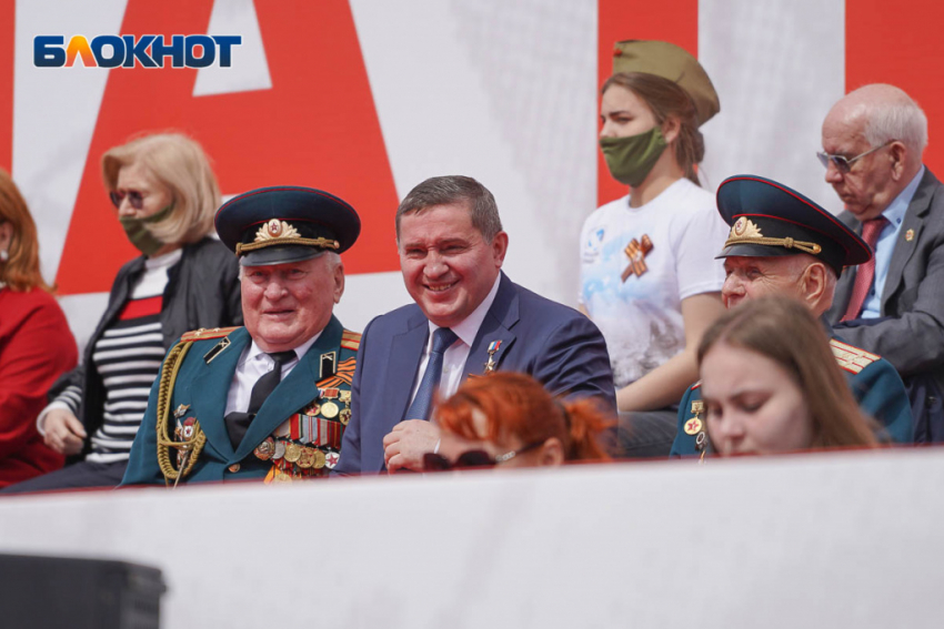 В Волгограде потратят 1 млн рублей на VIP-трибуну для гостей парада