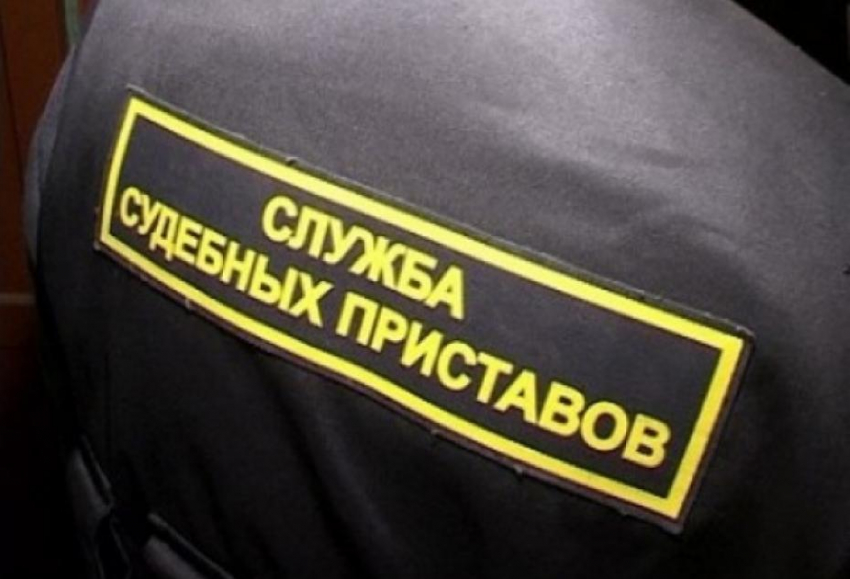 Под Волгоградом приставы закрыли 28 незаконных кафе