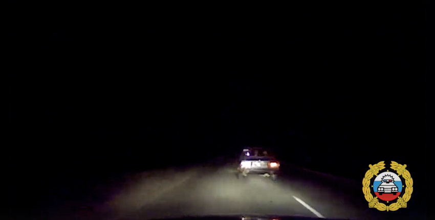 Полицейская погоня со стрельбой попала на видео под Волгоградом