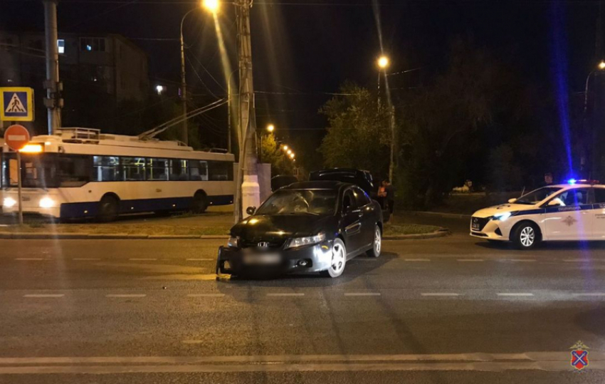 Молодая мама с новорожденной дочерью пострадали в ДТП в Волгограде 