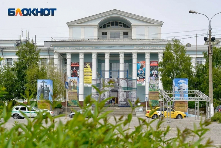 Осужденная за мошенничество главбух «Царицынской оперы» стала банкротом из-за миллионных долгов 