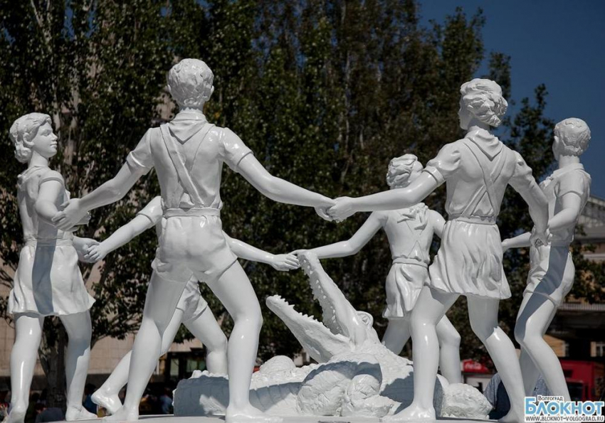 Президент Владимир Путин открыл в Волгограде восстановленный сталинградский фонтан «Детский хоровод»