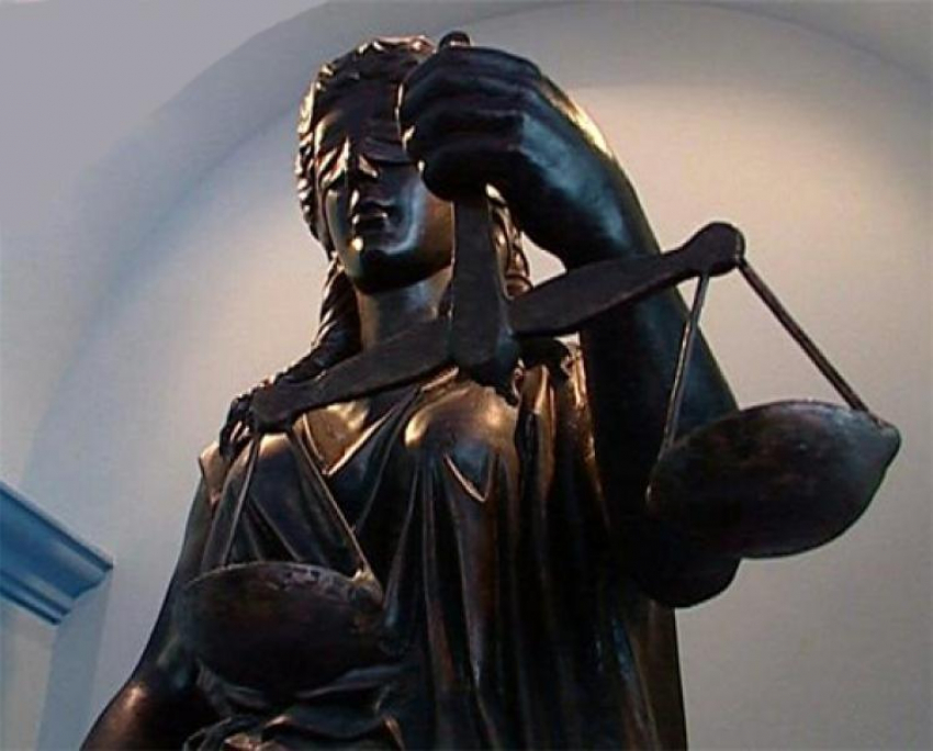Сотрудницу волгоградского облздрава приговорили к 7 годам колонии