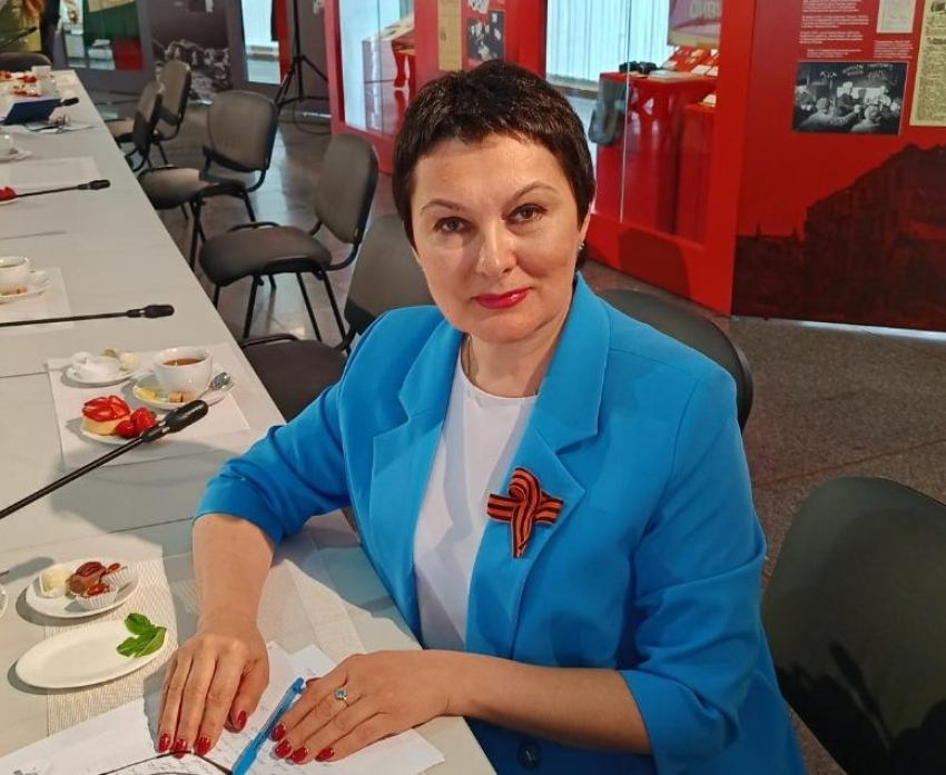 День рождения празднует ректор легендарной «серебряковки» в Волгограде Ольга Осадчая