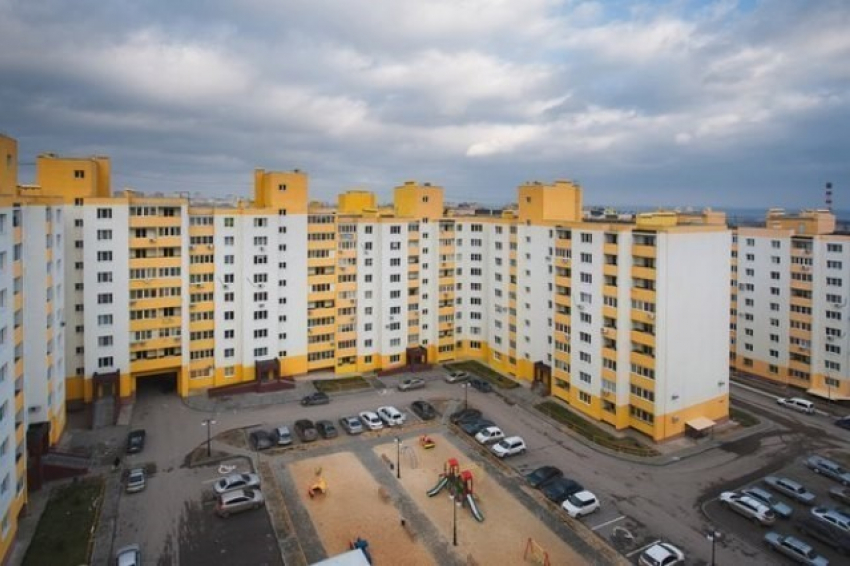  В Волгограде предприниматель разрушил цокольный этаж многоэтажки 