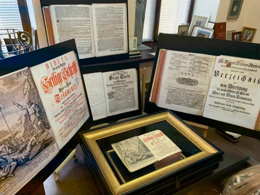 Сотни волгоградцев пришли посмотреть на новый экспонат музея в Сарепте