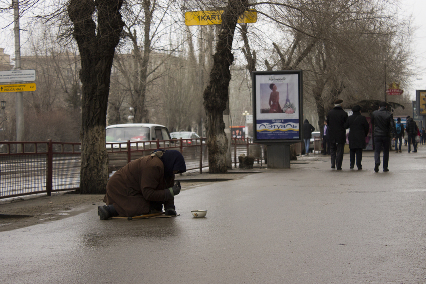 Пожилые люди будут жить на 285 рублей в день по решению волгоградских чиновников
