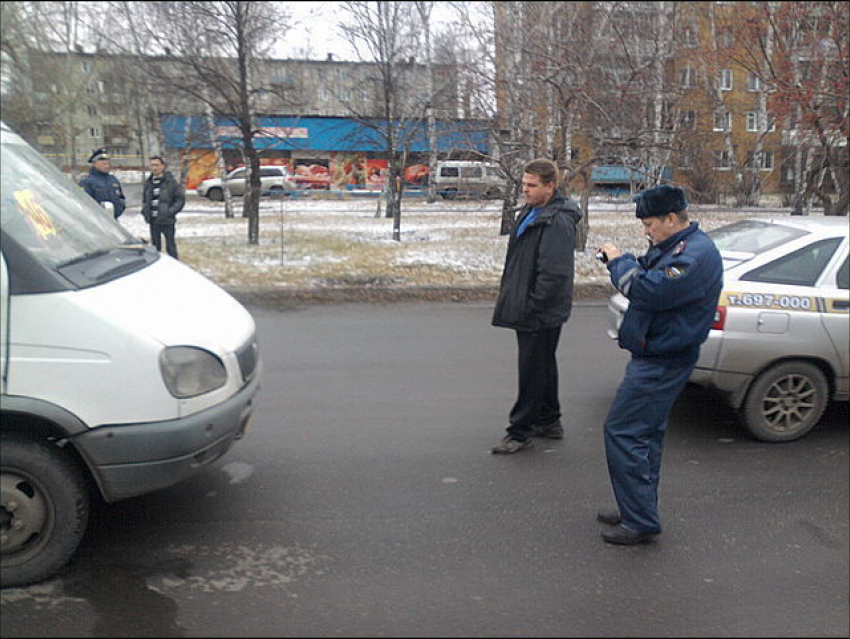 На трассе под Волгоградом «Газель» сбила насмерть 51-летнего пешехода