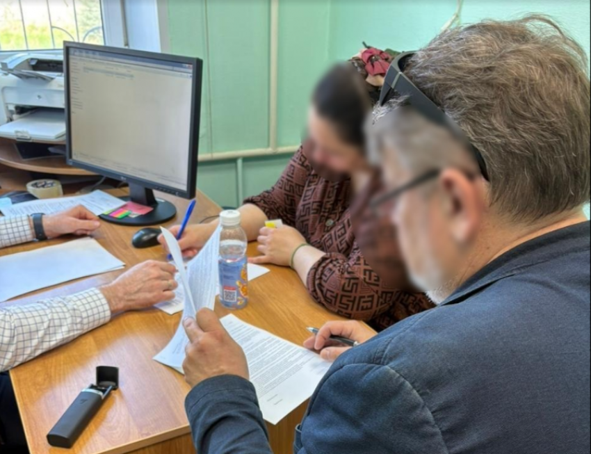 Волгоградка получила 2,5 млн за детей-невидимок