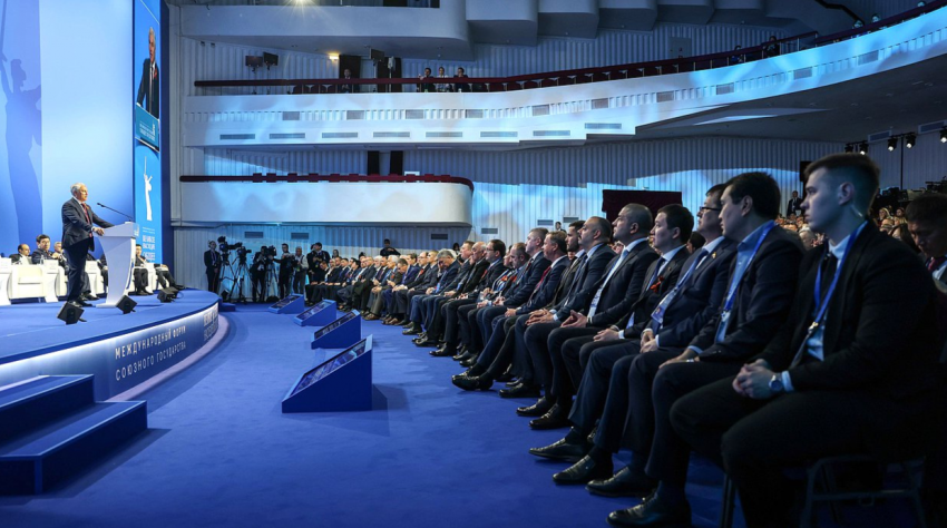 Единственный волгоградский депутат отличился в рейтинге полезности Госдумы