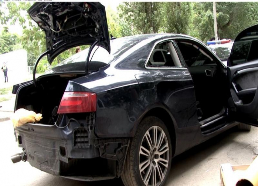 В Audi нашли пакет с оторванной рукой: задержали 21-летнего водителя, сбившего насмерть пешехода в Волгограде