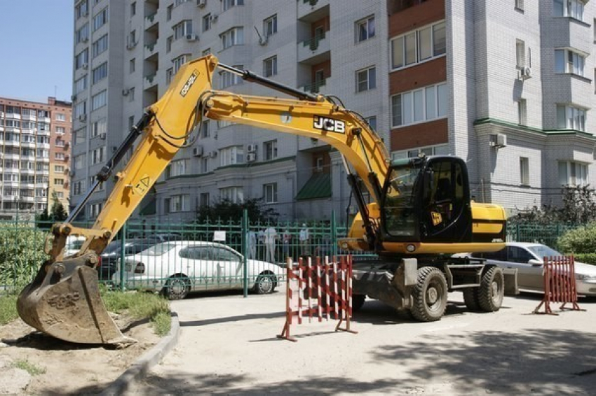Жителям пяти домов на севере Волгограда пообещали организовать стабильную подачу горячей воды 