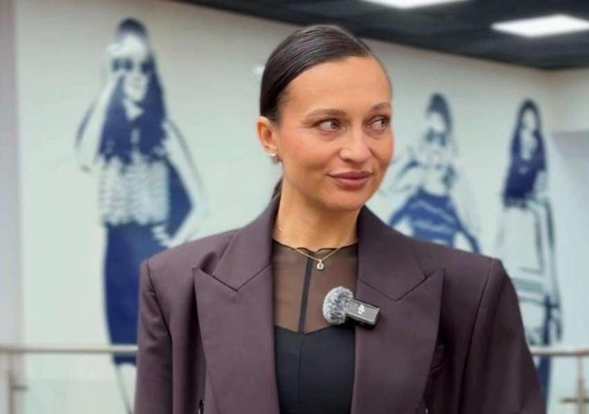 Парадокс полного шкафа: Почему нам «нечего надеть"? 