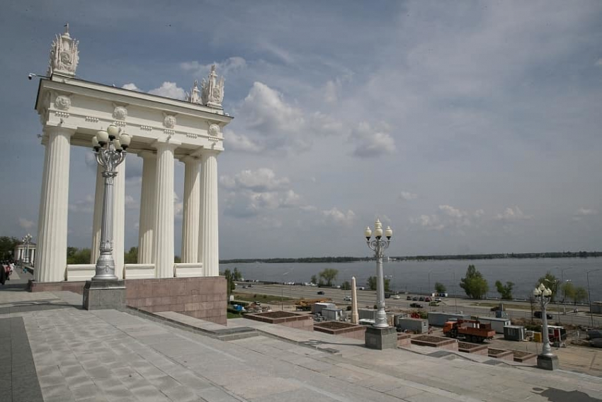 Волгоград живет за счет Москвы: отчет облдумы