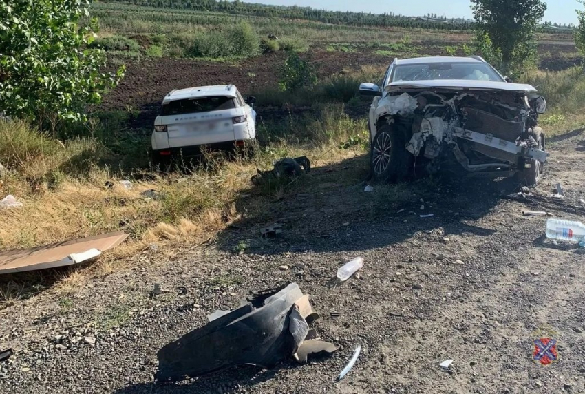 Два младенца и трое взрослых пострадали в массовом ДТП  под Волгоградом 