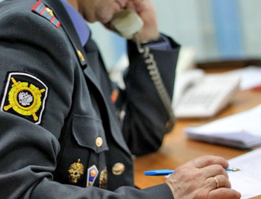 Житель севера Волгограда заявил о краже телефона, заложив его в ломбард