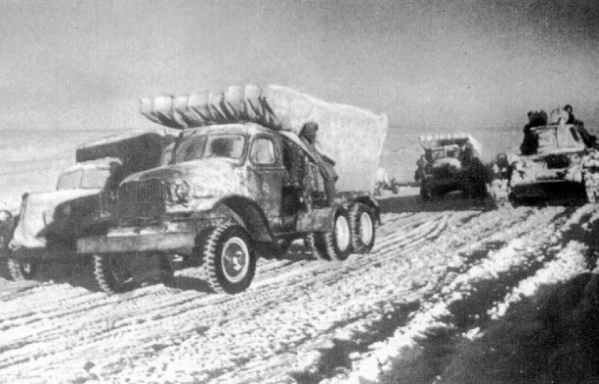 20 ноября 1942 года – под Сталинградом советские войска устремились в глубь обороны врага