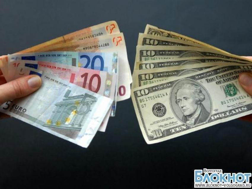 Поволжский Сбербанк в Волгограде наращивает объемы валютно-обменных операций