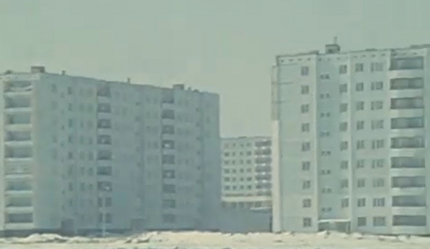 О жизни в фашистских самолетах напомнили процветающему микрорайону Волгограда