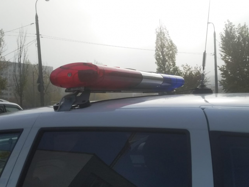 Смертельный кувырок: три машины за ночь улетели с трасс Волгоградской области: один погиб, пятеро в больнице