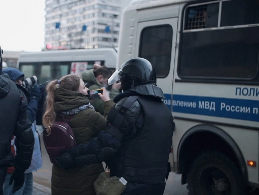 В транспорте ( видео). Релевантные порно видео в транспорте смотреть на ХУЯМБА