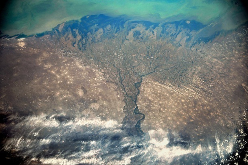 19 октября космонавт с орбиты Земли сфотографировал дельту Волги