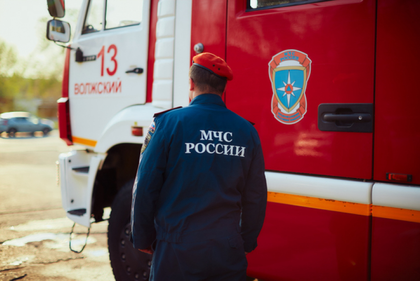 Ночной пожар на севере Волгограда унес жизни двоих человек