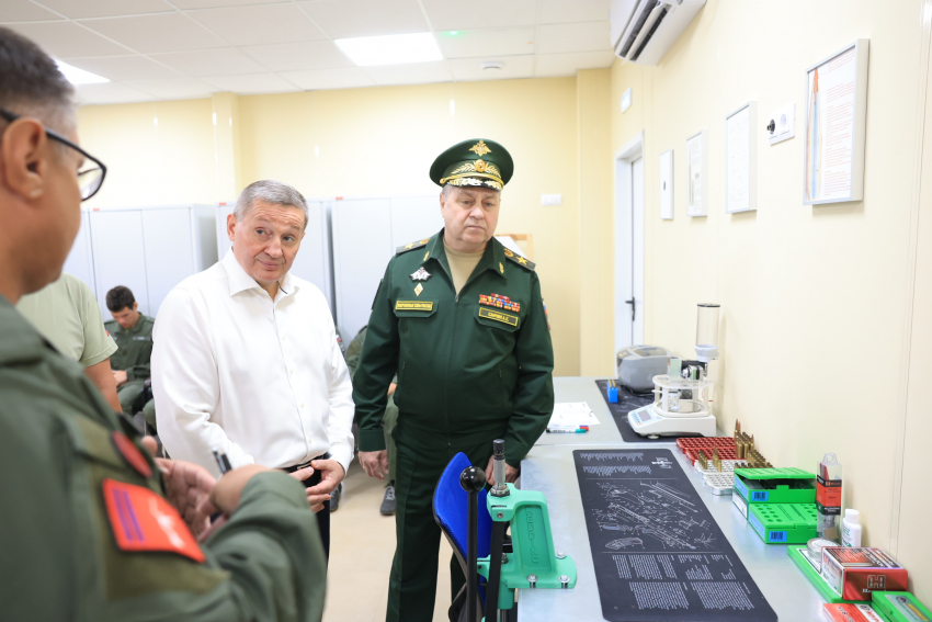 Замминистра обороны посетил с рабочим визитом Волгоград: что ему показали