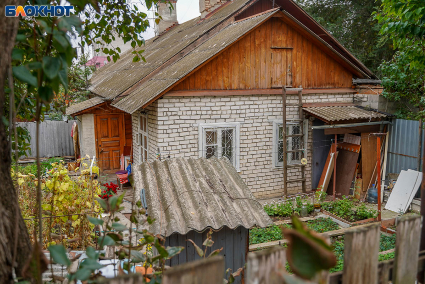 Дачные автобусы полностью остановили в Волгограде 