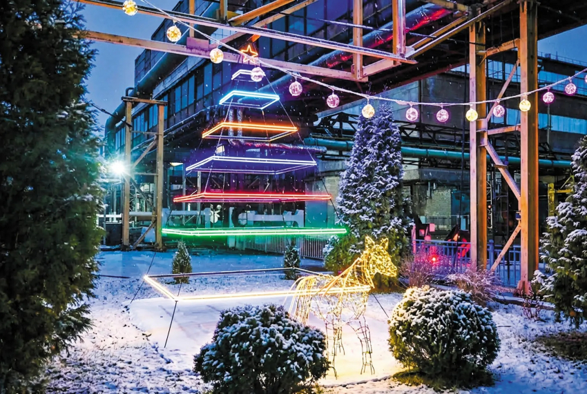 17 новогодних арт-объектов появились на территории завода «Красный октябрь»