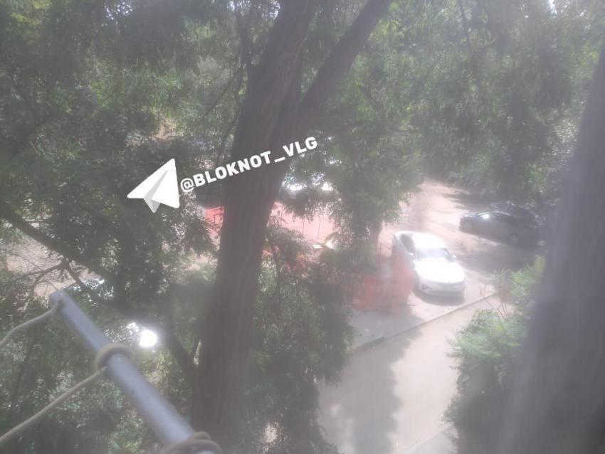 Несколько домов на юге Волгограда без предупреждения оставили без холодной воды 