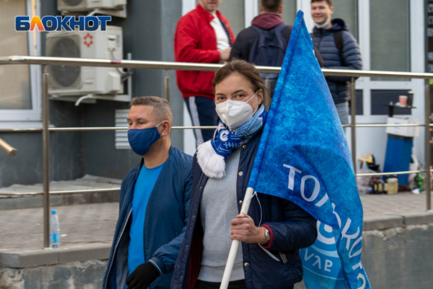 В Волгограде специально для болельщиков матча «Ротор» - «Арсенал» электрички будут делать остановку на Мамаевом кургане